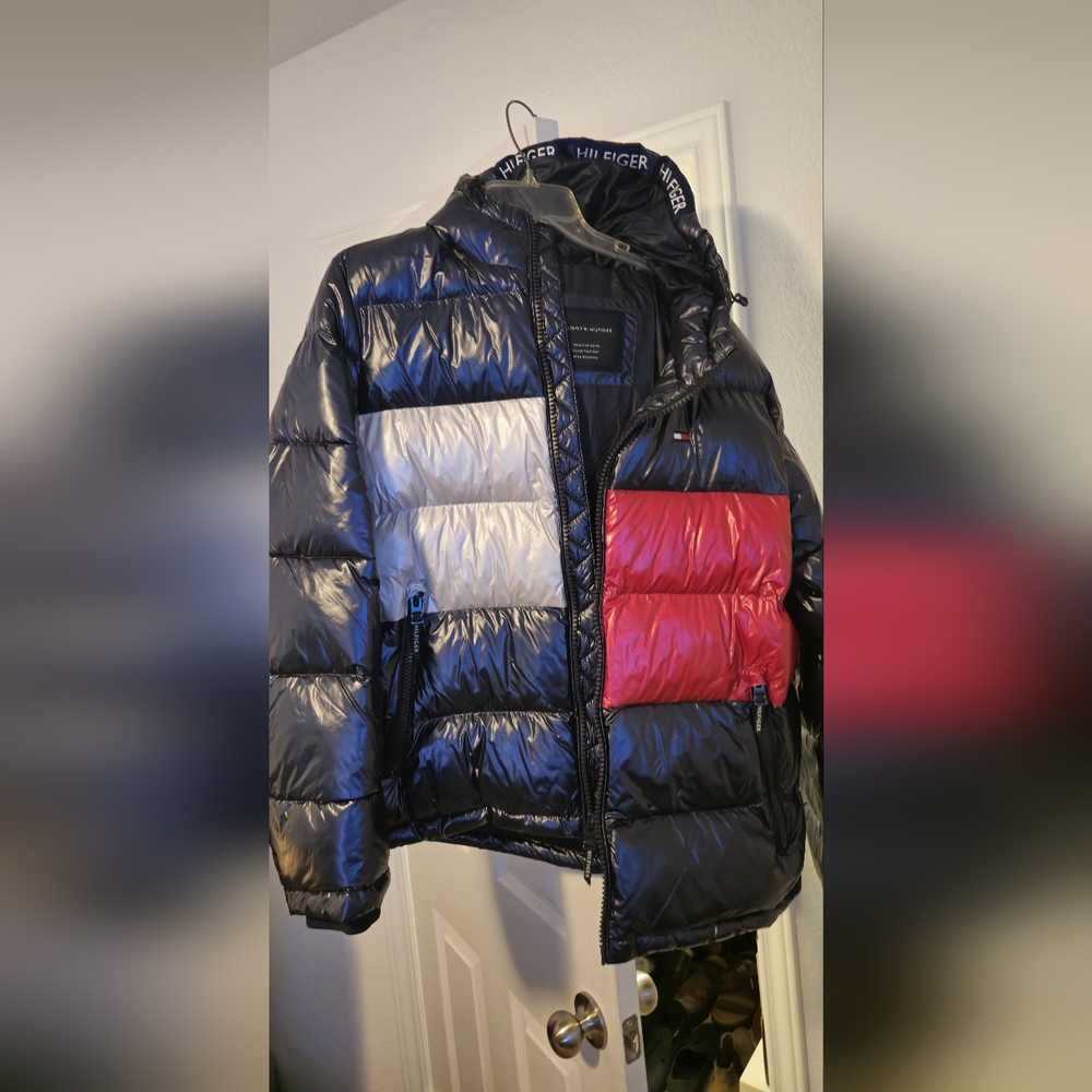 TOMMY HILFIGER PUFFER WINTER JACKET